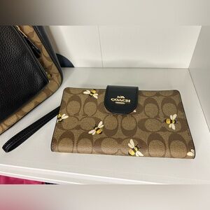 Coach Bumble Bee Print Wallet